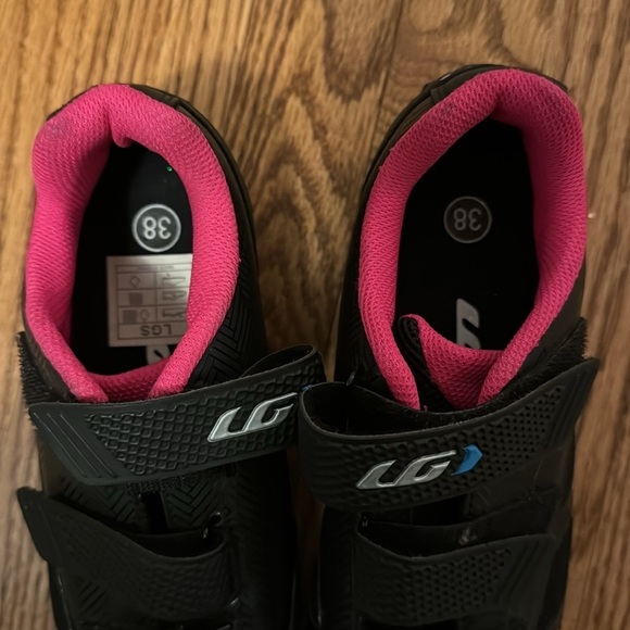 Multi air flex spin shoe - Picture 2 of 3